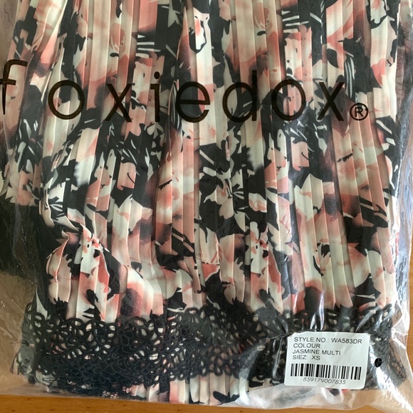 Foxiedox Jasmine Lace Pleated Floral Midi Dress XS - Picture 14 of 16